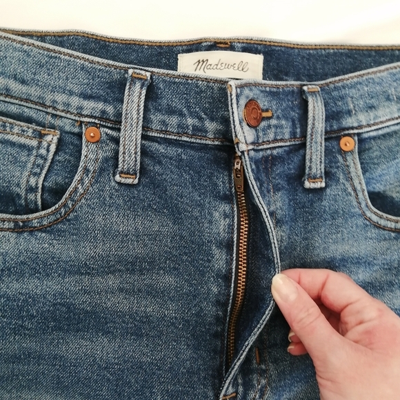 Madewell Roadtripper Slim Boyjeans in Aylesbury Wash Comfort Denim Ankle 29 (8) - Picture 8 of 16